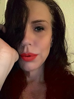 Marie-jocelyne free sex in Covina California and outcall escort